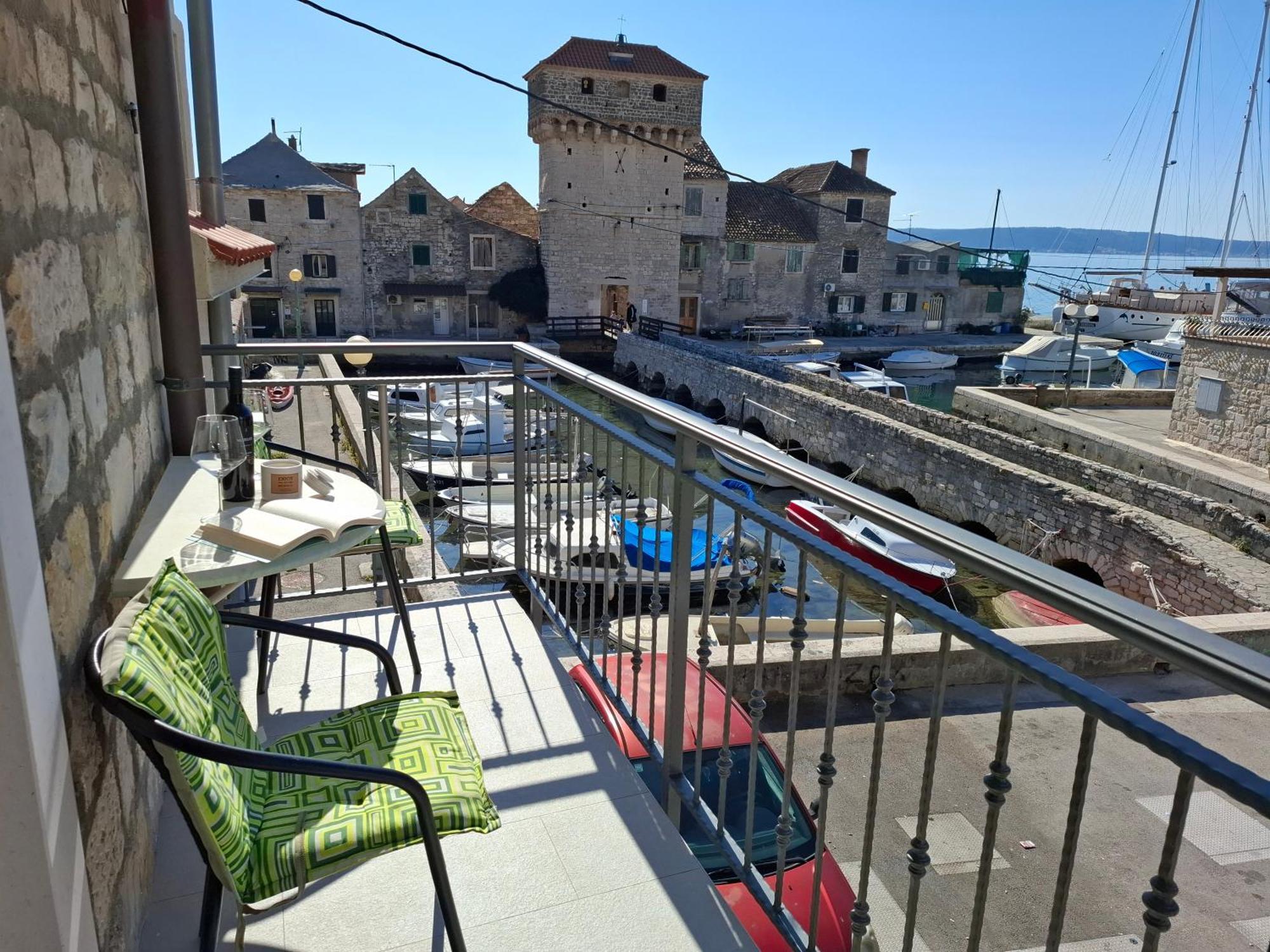 Apartment Kastilac Kastela Bagian luar foto