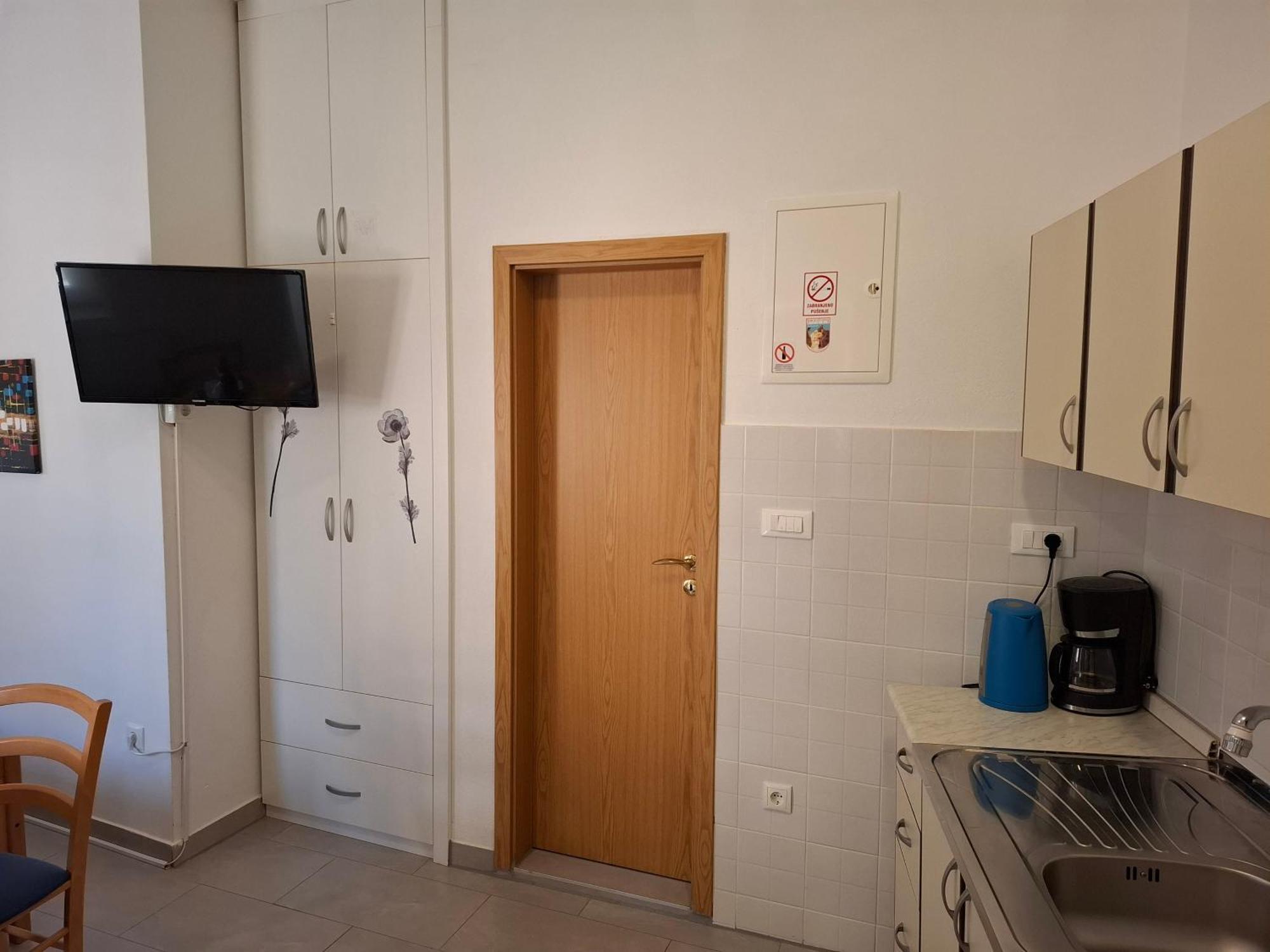 Apartment Kastilac Kastela Bagian luar foto