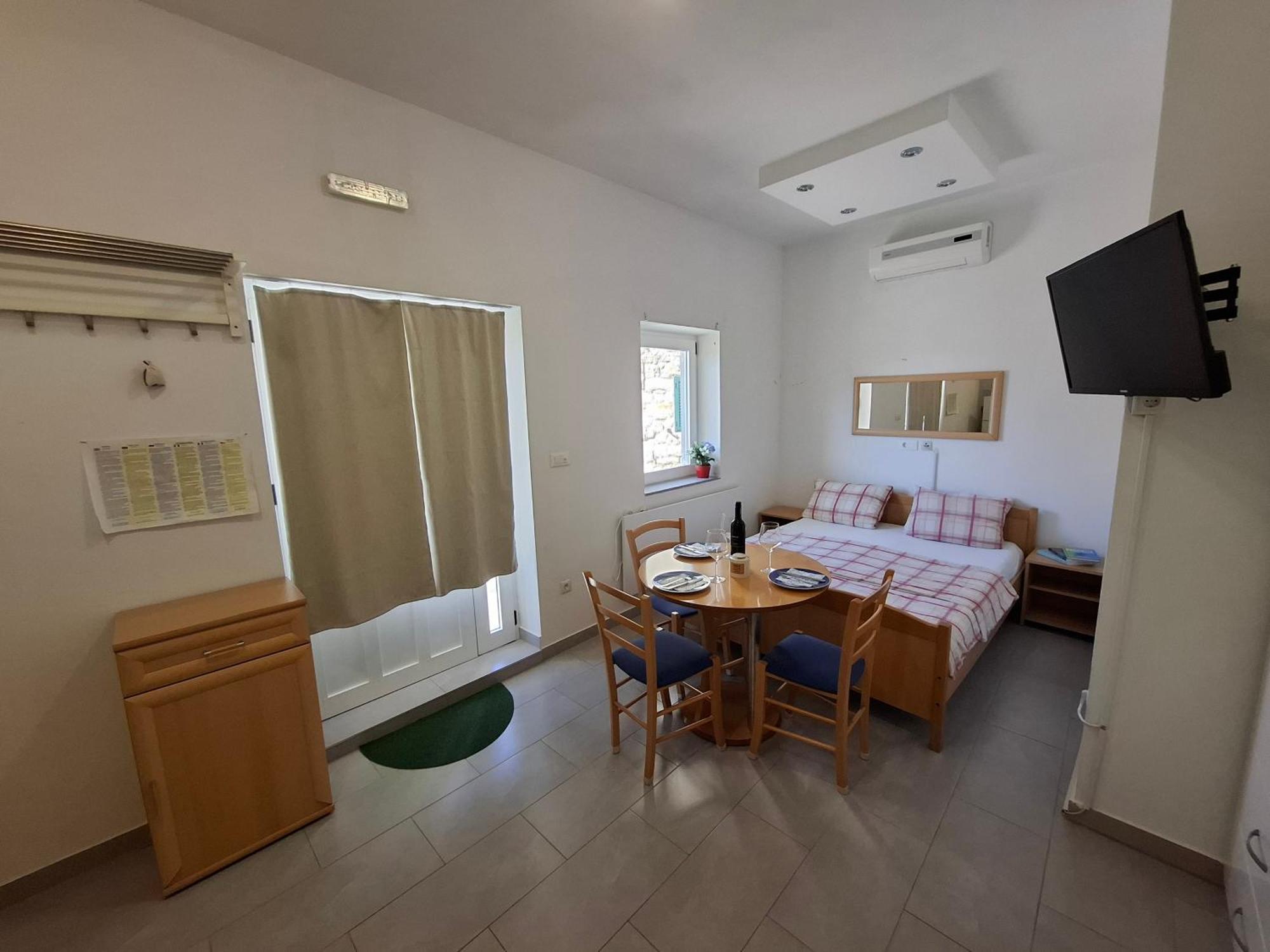 Apartment Kastilac Kastela Bagian luar foto