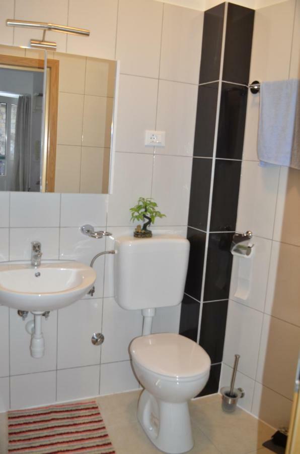 Apartment Kastilac Kastela Bagian luar foto